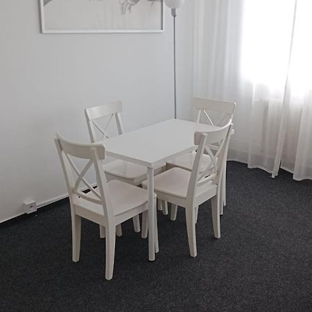 Apartmany Bryksova Prag Exteriör bild