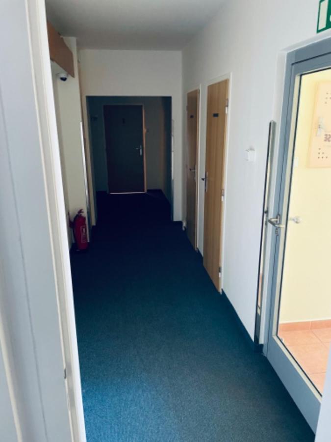 Apartmany Bryksova Prag Exteriör bild