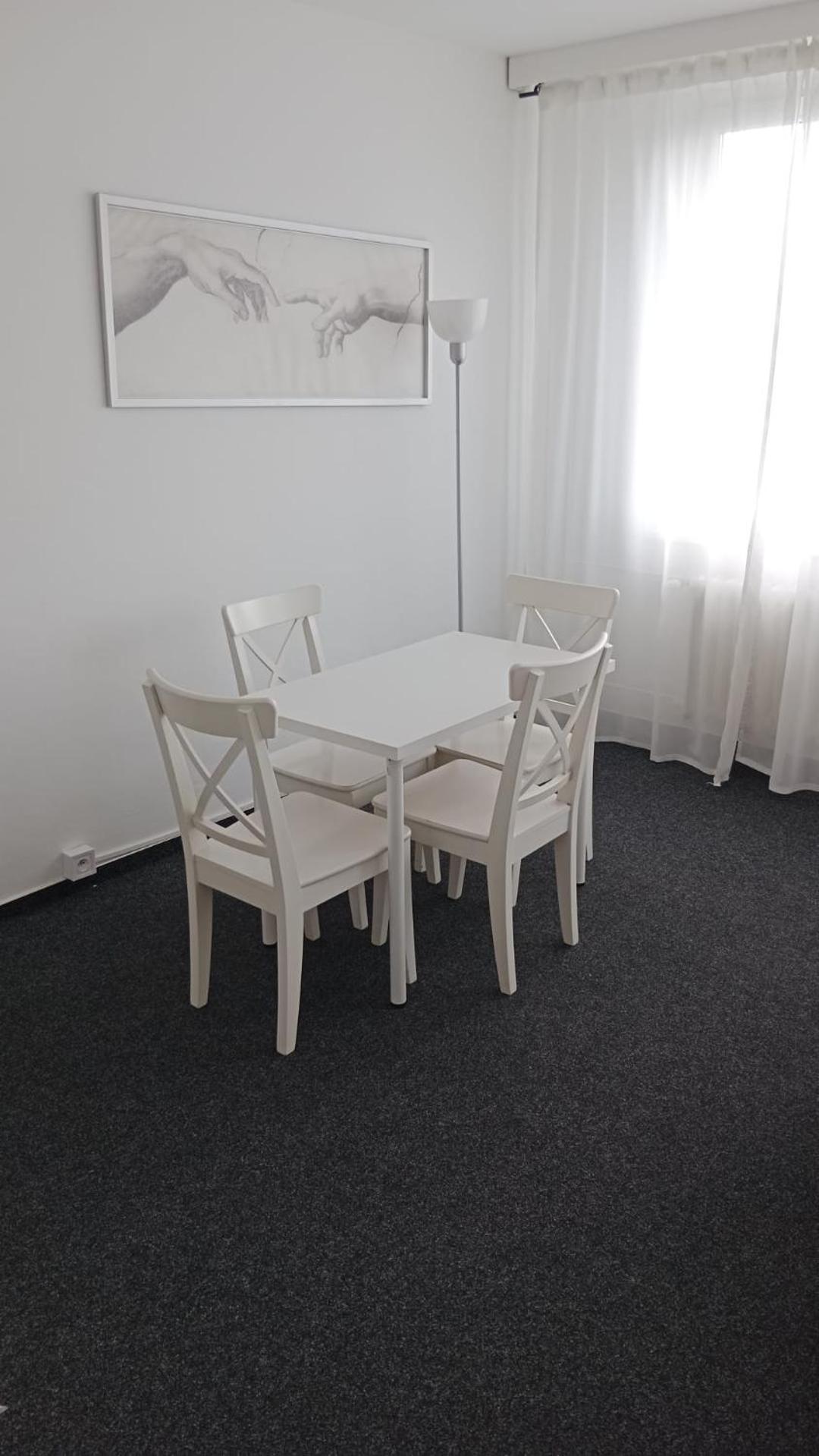 Apartmany Bryksova Prag Exteriör bild